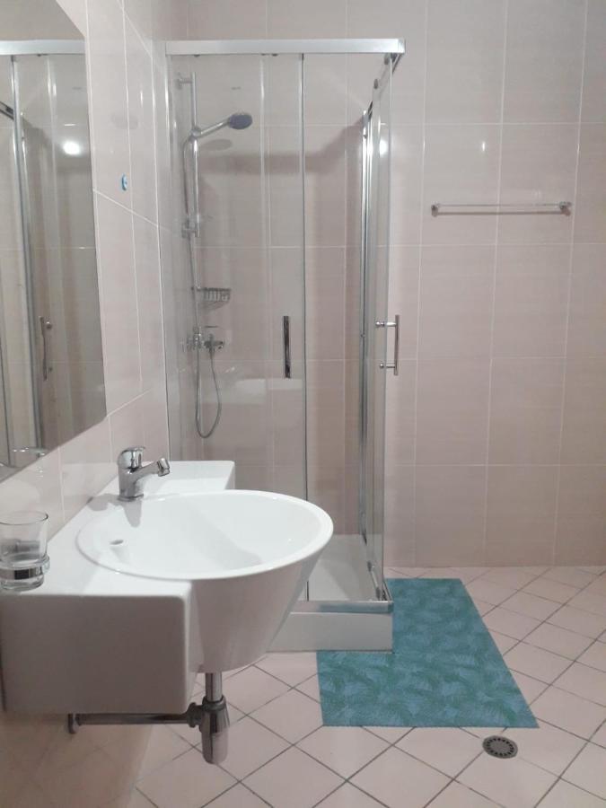 Center-Sea View Apartament,Sarandë 외부 사진