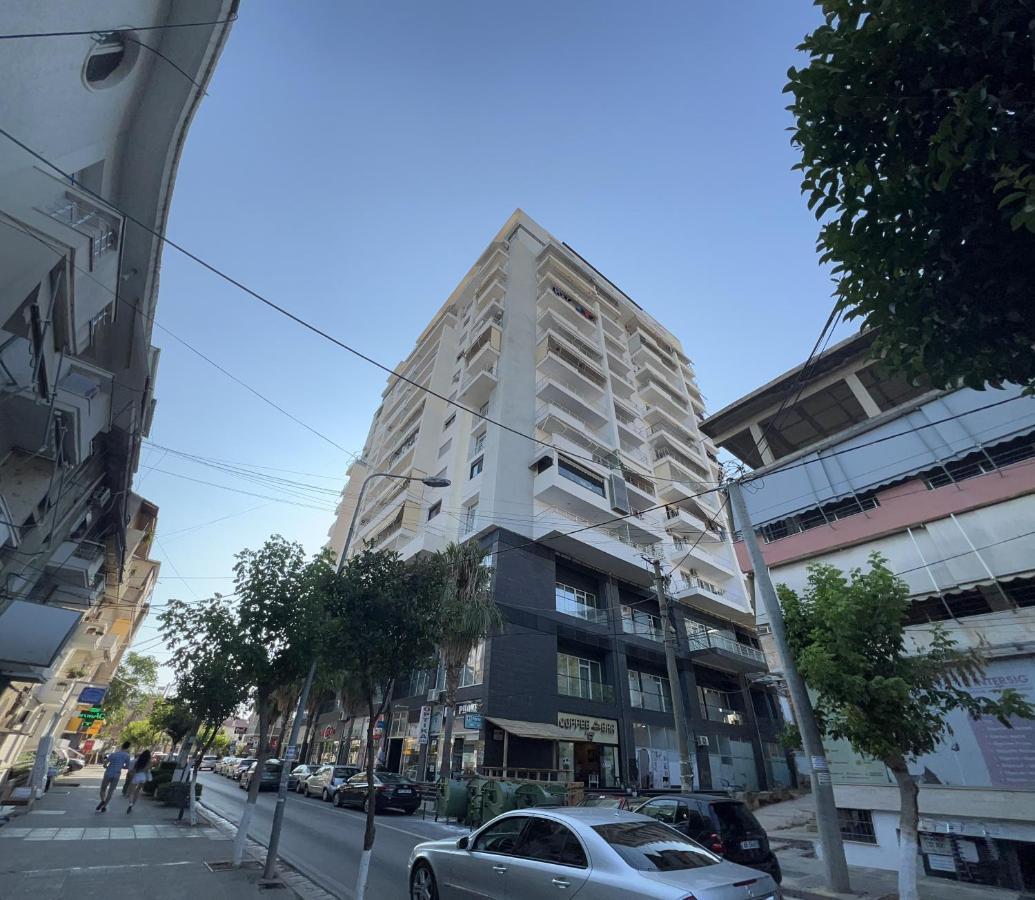 Center-Sea View Apartament,Sarandë 외부 사진